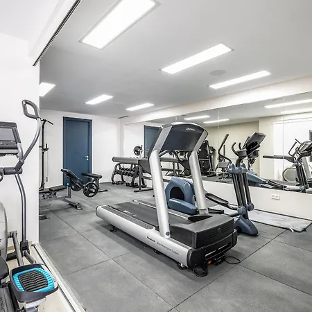 Mirage, Sierra Blanca, Villa