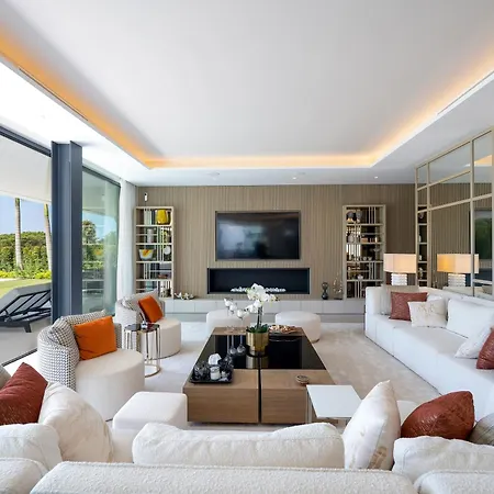 Mirage, Sierra Blanca, Villa